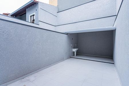 Casa à venda com 299m², 3 quartos e 2 vagasÁrea de serviço e quintal