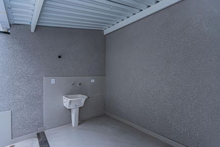 Casa à venda com 299m², 3 quartos e 2 vagasÁrea de serviço e quintal