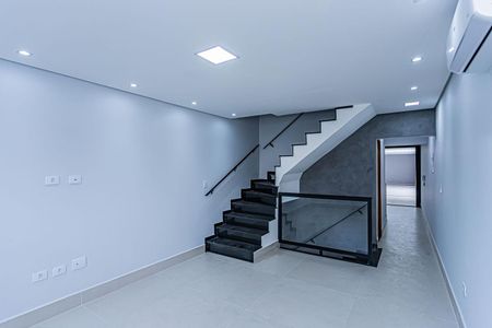 Casa à venda com 299m², 3 quartos e 2 vagasSala