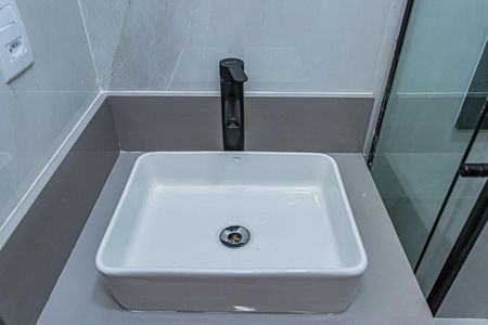 Casa à venda com 299m², 3 quartos e 2 vagasBanheiro Suíte 3