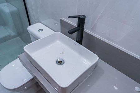 Casa à venda com 299m², 3 quartos e 2 vagasBanheiro Suíte 2