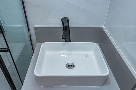 Casa à venda com 300m², 3 quartos e 2 vagasBanheiro Suíte 3