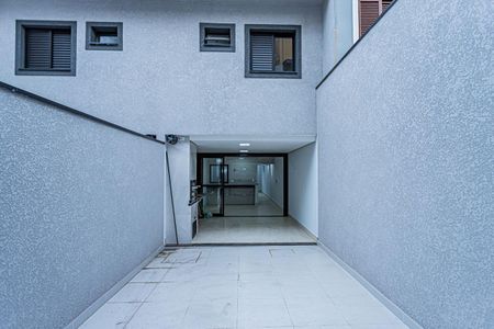 Casa à venda com 300m², 3 quartos e 2 vagasÁrea de serviço e quintal