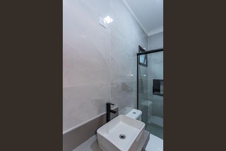 Casa à venda com 300m², 3 quartos e 2 vagasBanheiro Suíte 2