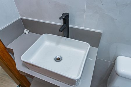 Casa à venda com 300m², 3 quartos e 2 vagasBanheiro Suíte 2