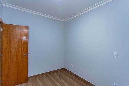Casa à venda com 300m², 3 quartos e 2 vagasSuíte 2