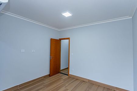 Casa à venda com 300m², 3 quartos e 2 vagasSuíte 1