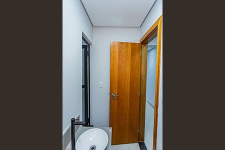 Casa à venda com 300m², 3 quartos e 2 vagasLavabo