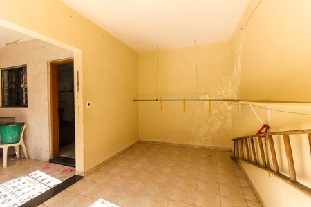 Casa à venda com 80m², 2 quartos e 1 vagaGaragem