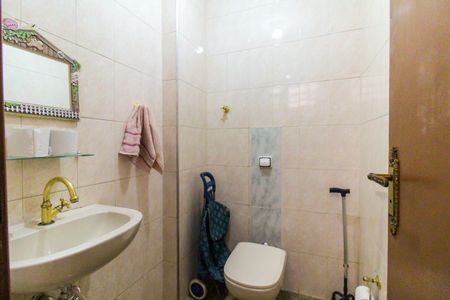 Casa à venda com 80m², 2 quartos e 1 vagaLavabo