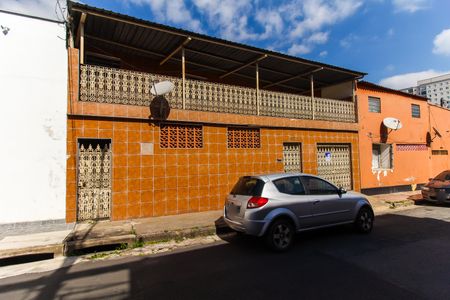 Casa à venda com 80m², 2 quartos e 1 vagaFachada + Placa