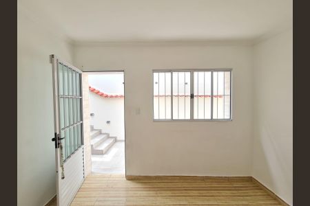 Casa para alugar com 150m², 2 quartos e sem vagaSala