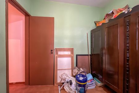 Casa à venda com 250m², 4 quartos e 5 vagas Casa à venda com 250m², 4 quartos e 5 vagasQuarto de Serviço