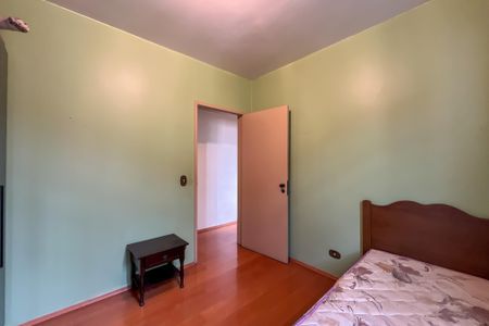 Casa à venda com 250m², 4 quartos e 5 vagas Casa à venda com 250m², 4 quartos e 5 vagasQuarto 2