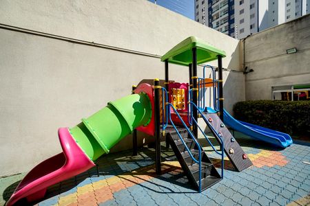 Apartamento à venda com 69m², 2 quartos e 1 vagaÁrea comum - Playground