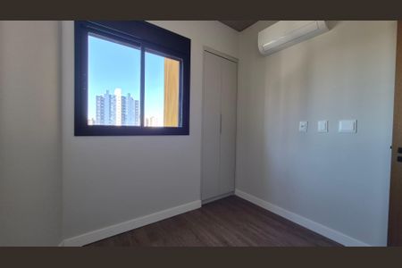 Apartamento à venda com 86m², 2 quartos e 2 vagas Apartamento à venda com 86m², 2 quartos e 2 vagasQuarto
