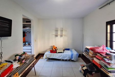 Casa à venda com 180m², 4 quartos e 2 vagas Casa à venda com 180m², 4 quartos e 2 vagasSuíte 2