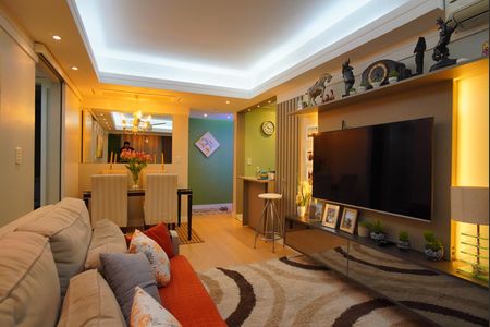 Apartamento à venda com 77m², 2 quartos e 1 vagaSala