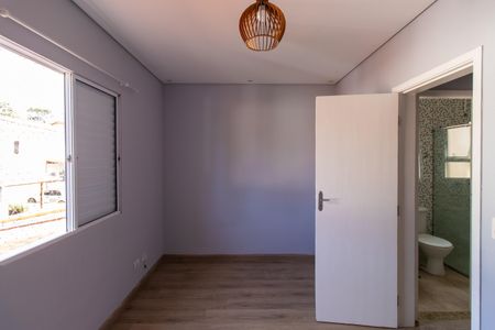 Casa de condomínio para alugar com 210m², 2 quartos e 2 vagasQuarto 1