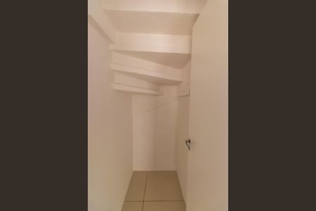 Casa de condomínio para alugar com 210m², 2 quartos e 2 vagasEspaço da sala