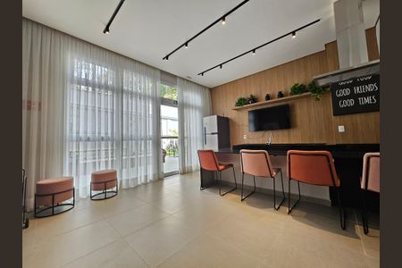 Studio à venda com 27m², 1 quarto e sem vaga Studio à venda com 27m², 1 quarto e sem vagaÁrea comum - Salão de festas