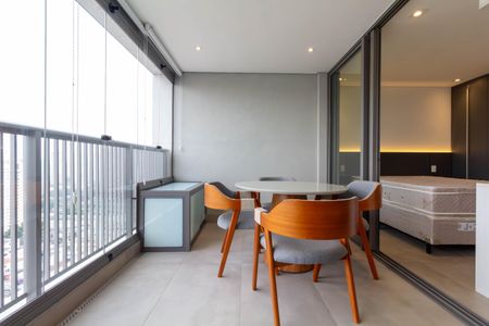 Studio para alugar com 41m², 1 quarto e 1 vagaVaranda e Área de Serviço