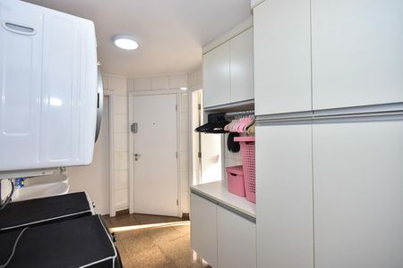Apartamento à venda com 229m², 4 quartos e 4 vagasÁrea de Serviço