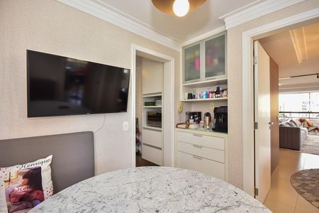 Apartamento à venda com 229m², 4 quartos e 4 vagasCopa