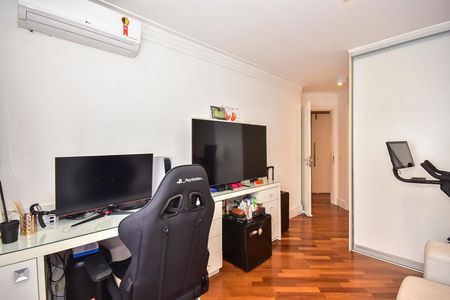 Apartamento à venda com 229m², 4 quartos e 4 vagasSuíte 3