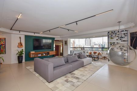 Apartamento à venda com 229m², 4 quartos e 4 vagasSala