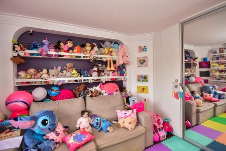 Apartamento à venda com 229m², 4 quartos e 4 vagasQuarto 1