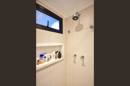 Apartamento à venda com 229m², 4 quartos e 4 vagasBanheiro Suíte 3