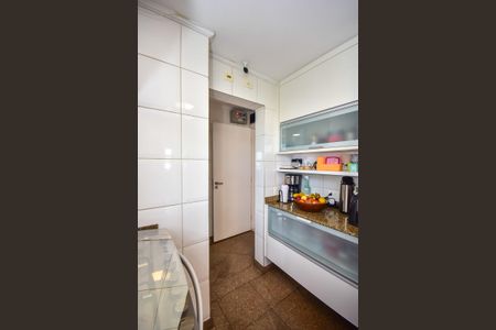 Apartamento à venda com 229m², 4 quartos e 4 vagasCozinha