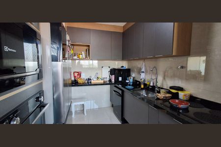 Apartamento para alugar com 78m², 3 quartos e 2 vagas Apartamento para alugar com 78m², 3 quartos e 2 vagasCozinha