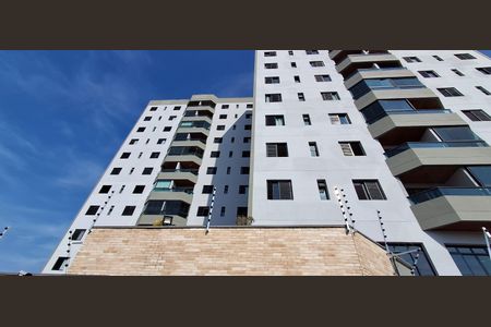 Apartamento para alugar com 78m², 3 quartos e 2 vagas Apartamento para alugar com 78m², 3 quartos e 2 vagasFachada