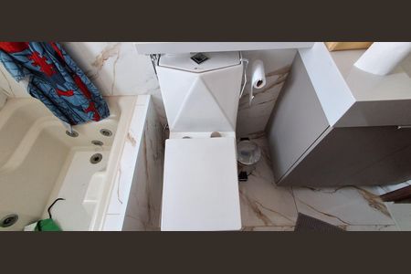 Apartamento para alugar com 78m², 3 quartos e 2 vagas Apartamento para alugar com 78m², 3 quartos e 2 vagasBanheiro