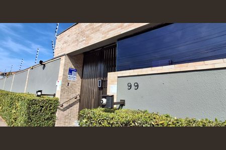 Apartamento para alugar com 78m², 3 quartos e 2 vagas Apartamento para alugar com 78m², 3 quartos e 2 vagasFachada