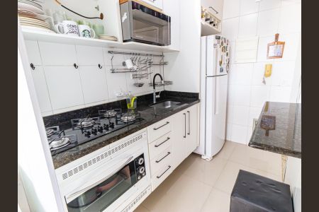 Apartamento à venda com 48m², 2 quartos e 1 vagaCozinha