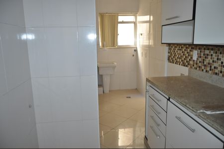 Apartamento à venda com 64m², 2 quartos e 1 vagaCozinha