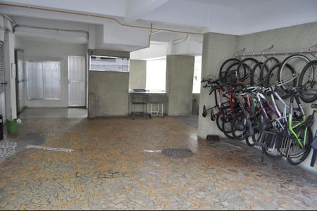 Apartamento à venda com 64m², 2 quartos e 1 vagaÁrea comum