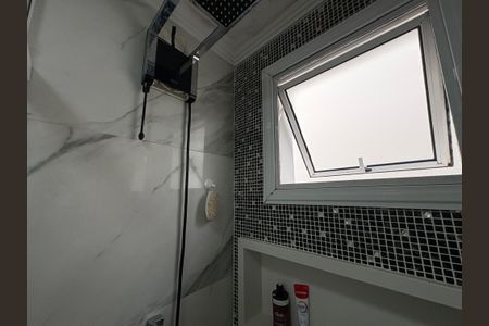 Apartamento à venda com 63m², 2 quartos e 2 vagasBanheiro da suíte