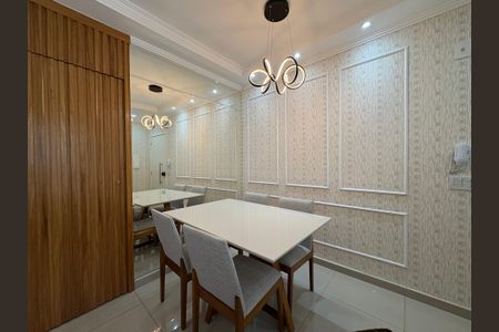 Apartamento à venda com 63m², 2 quartos e 2 vagasSala