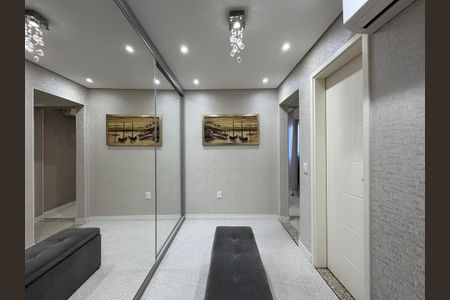 Apartamento à venda com 63m², 2 quartos e 2 vagasSuite/ closet