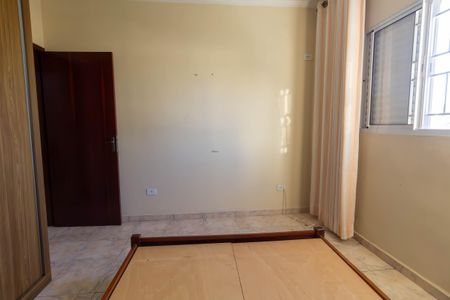 Casa à venda com 93m², 2 quartos e 2 vagasQuarto 2