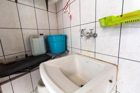 Casa à venda com 93m², 2 quartos e 2 vagasQuintal e Área de Serviço