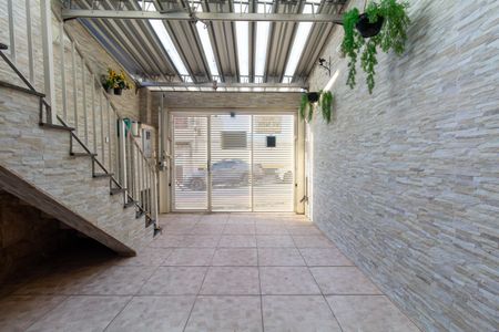 Casa à venda com 93m², 2 quartos e 2 vagasGaragem