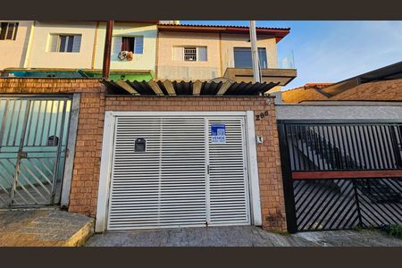 Casa à venda com 93m², 2 quartos e 2 vagasFachada