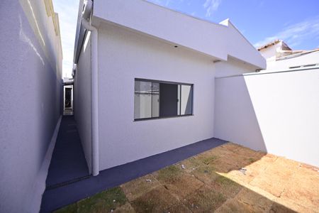 Casa para alugar com 150m², 2 quartos e 2 vagasQuintal