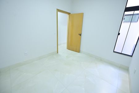 Casa para alugar com 150m², 2 quartos e 2 vagasQuarto 1