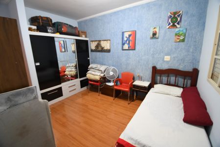 Casa à venda com 230m², 4 quartos e 5 vagasSuíte 2